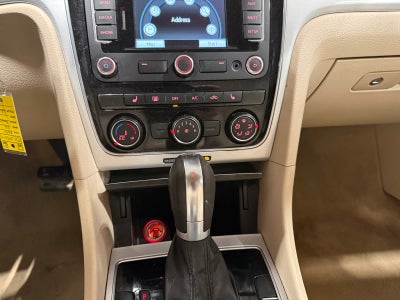 2013 Volkswagen Passat TDI SE w/Sunroof