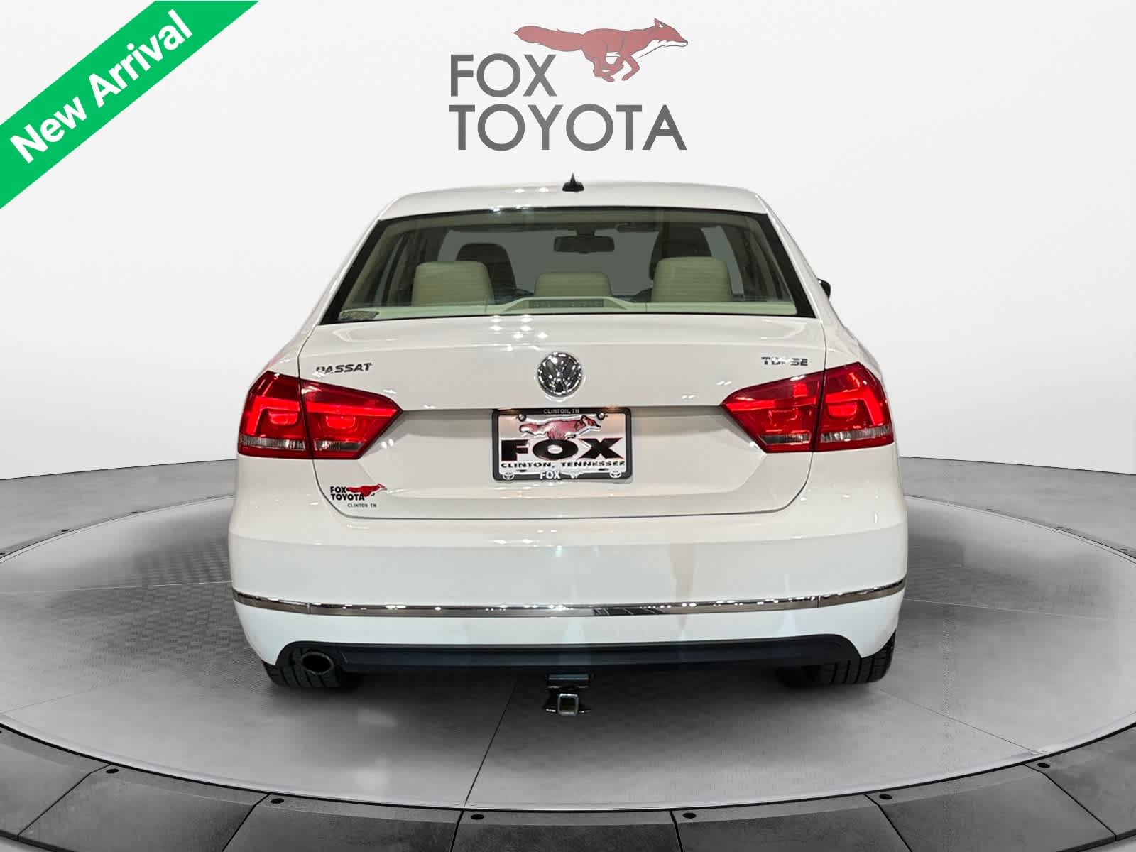 2013 Volkswagen Passat TDI SE w/Sunroof