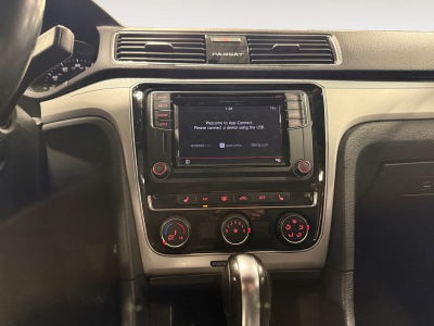2019 Volkswagen Passat 2.0T Wolfsburg Edition