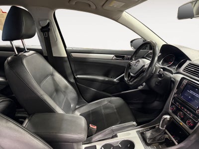 2019 Volkswagen Passat 2.0T Wolfsburg Edition