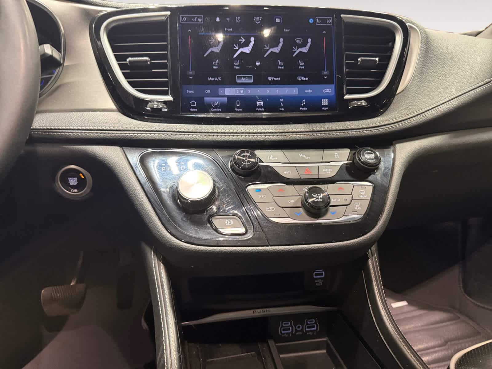 2023 Chrysler Pacifica Hybrid Limited