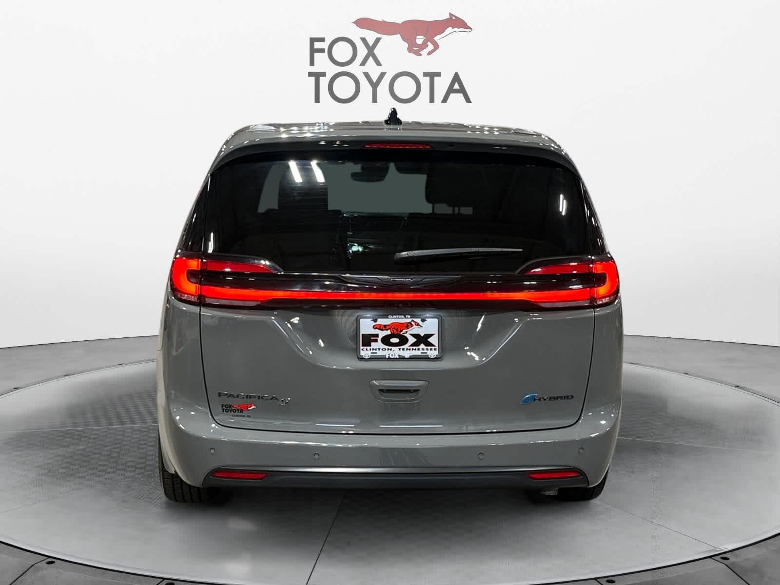 2023 Chrysler Pacifica Hybrid Limited