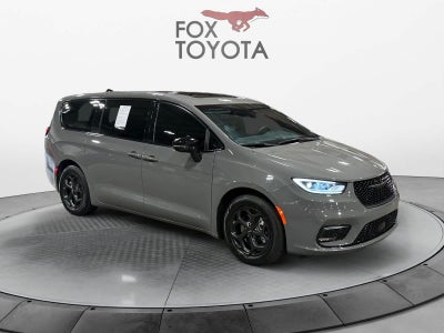 2023 Chrysler Pacifica Hybrid Limited