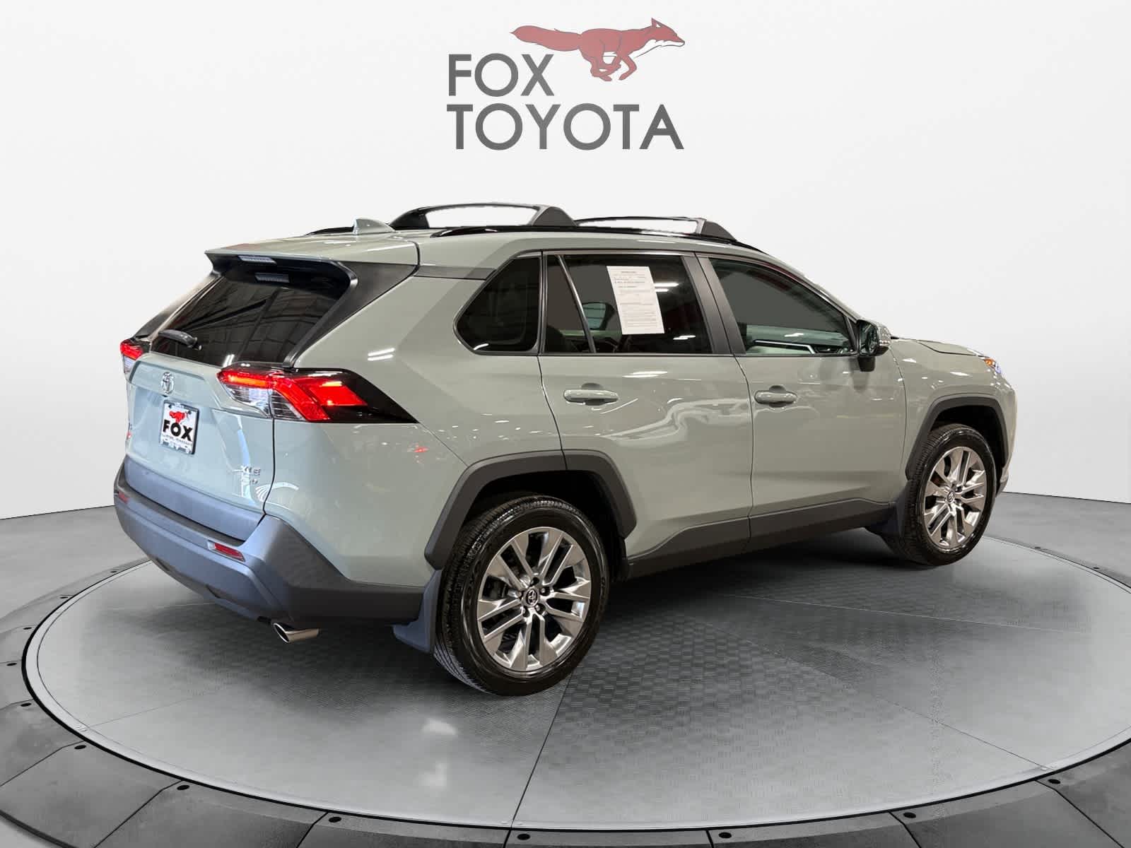 2020 Toyota RAV4 XLE Premium