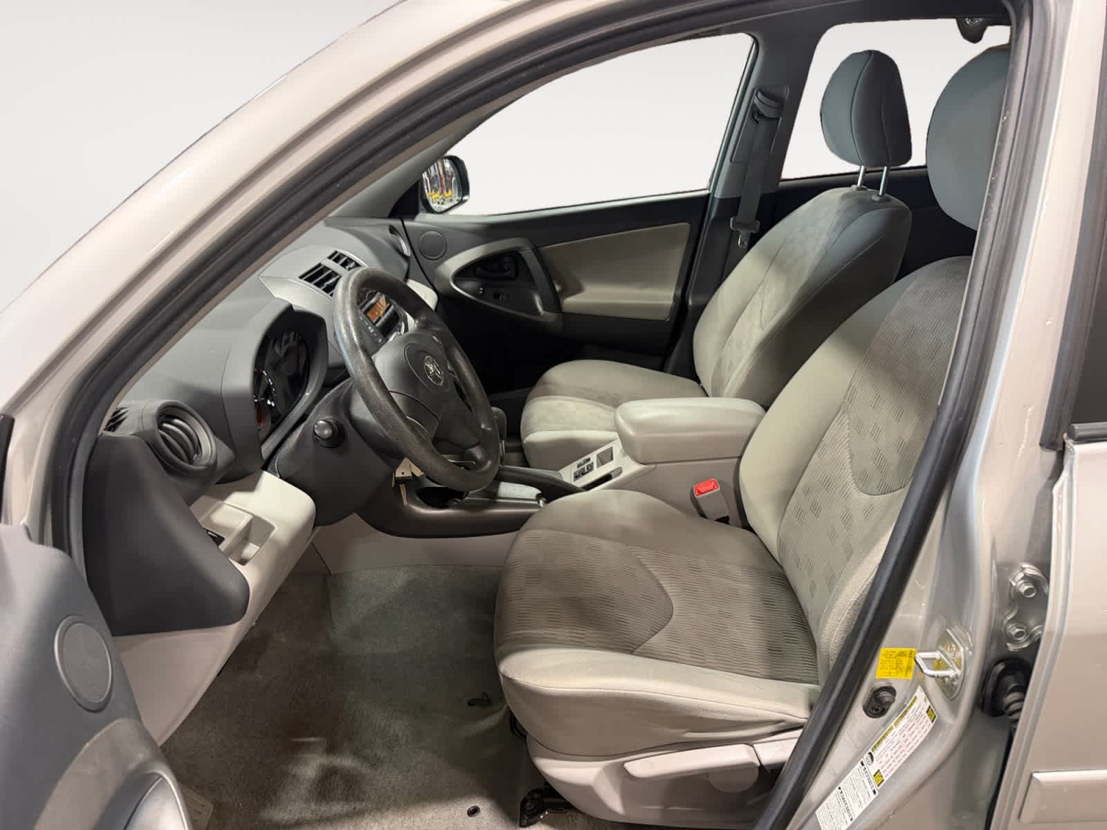 2011 Toyota RAV4 4WD 4dr 4-cyl 4-Spd AT (Natl)