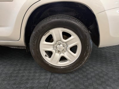 2011 Toyota RAV4 4WD 4dr 4-cyl 4-Spd AT (Natl)