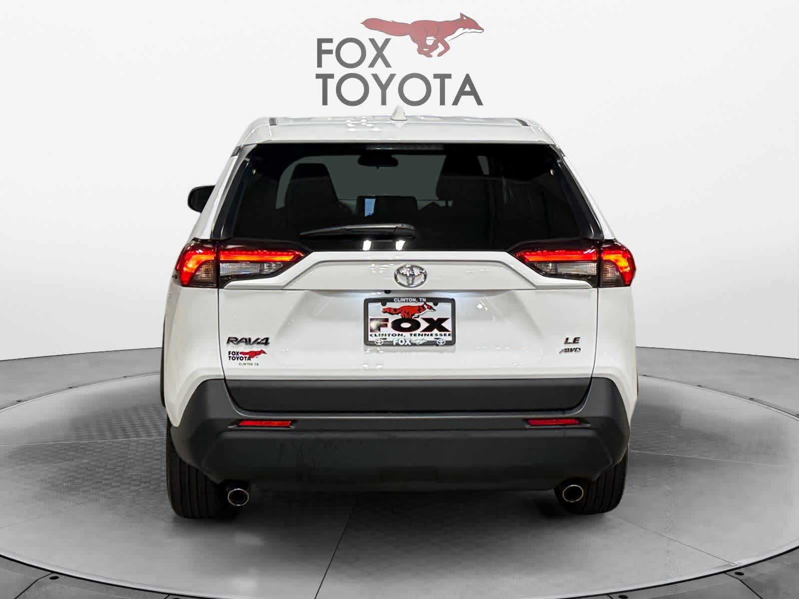 2025 Toyota RAV4 LE