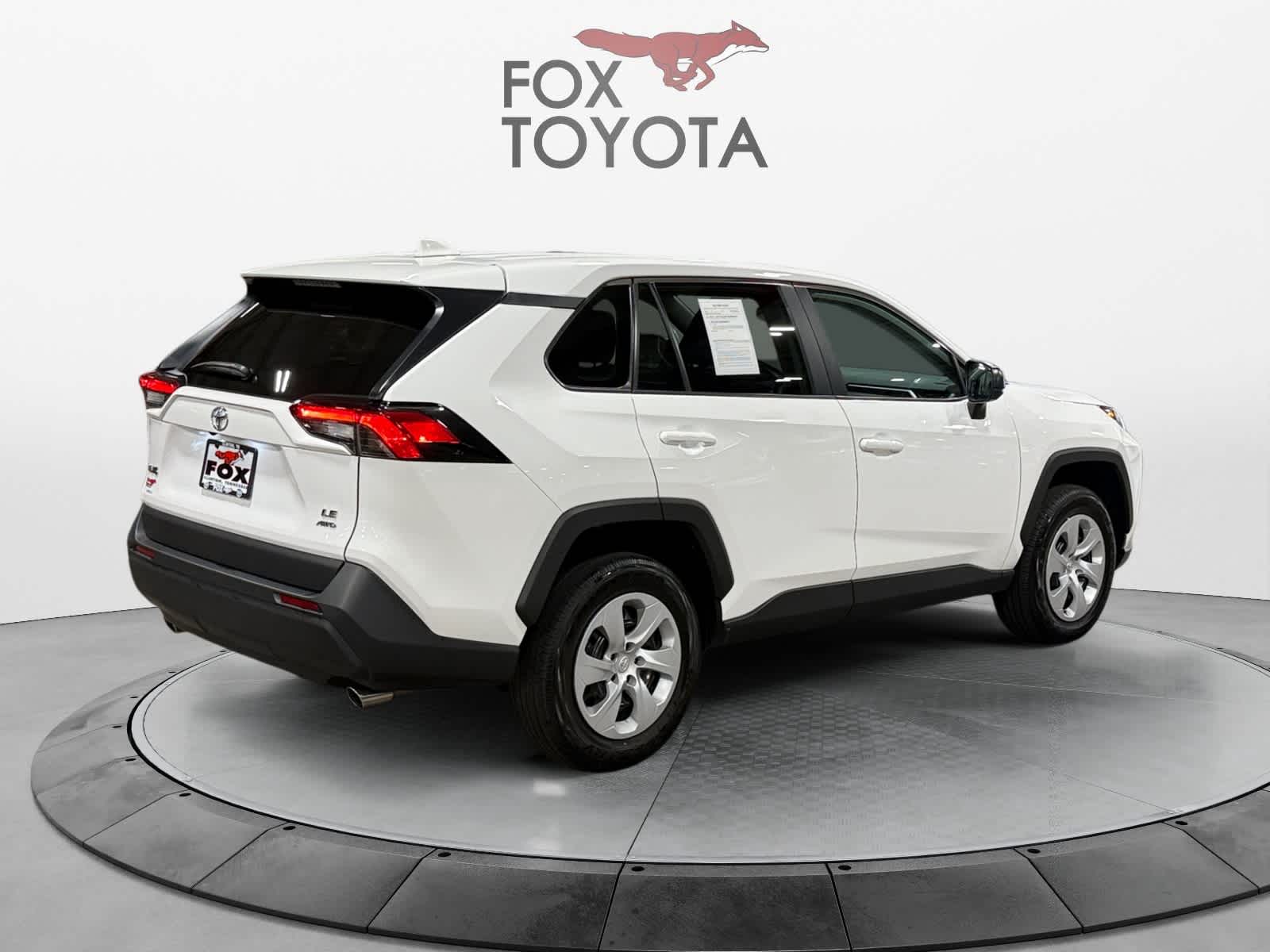 2025 Toyota RAV4 LE