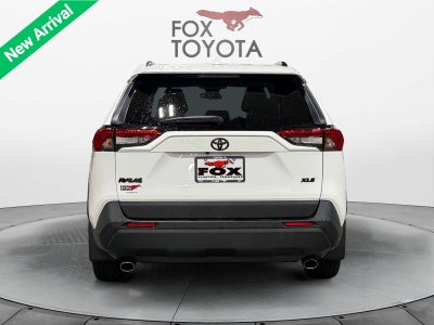 2020 Toyota RAV4 XLE
