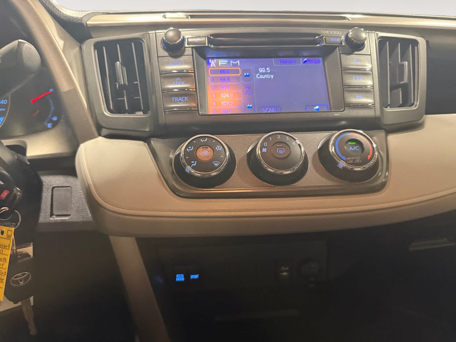 2013 Toyota RAV4 LE
