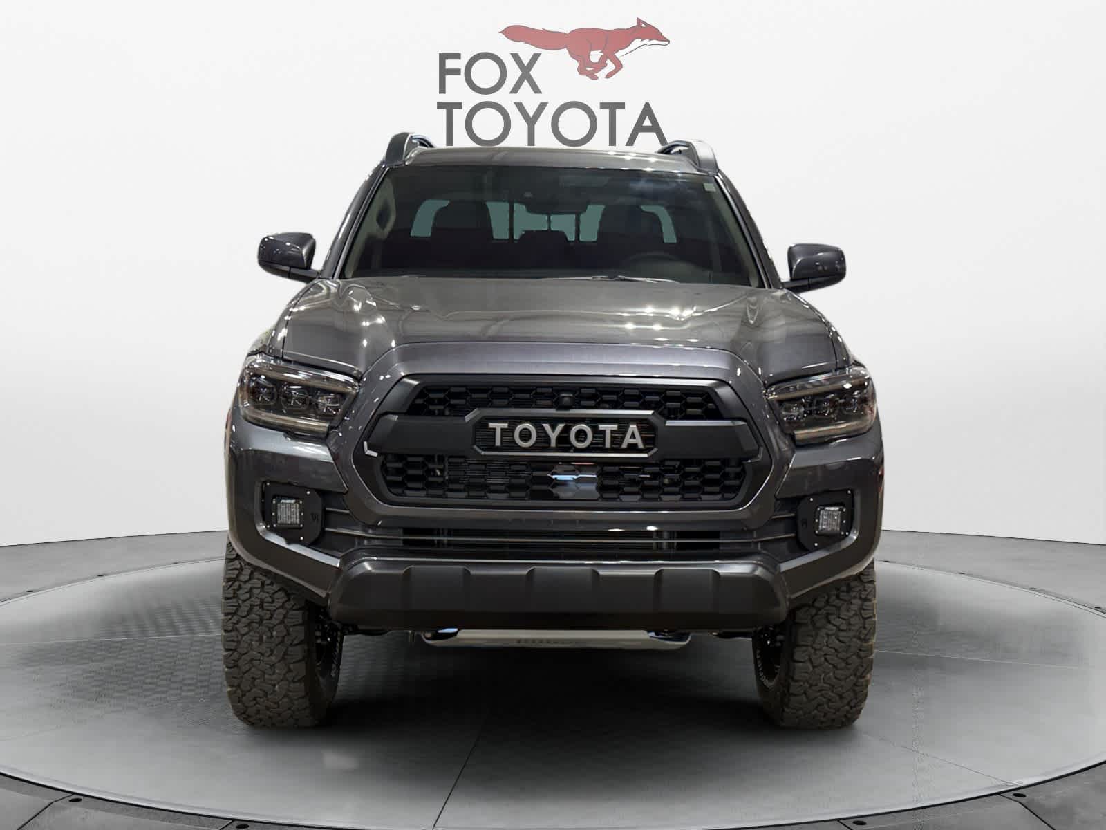 2018 Toyota Tacoma SR