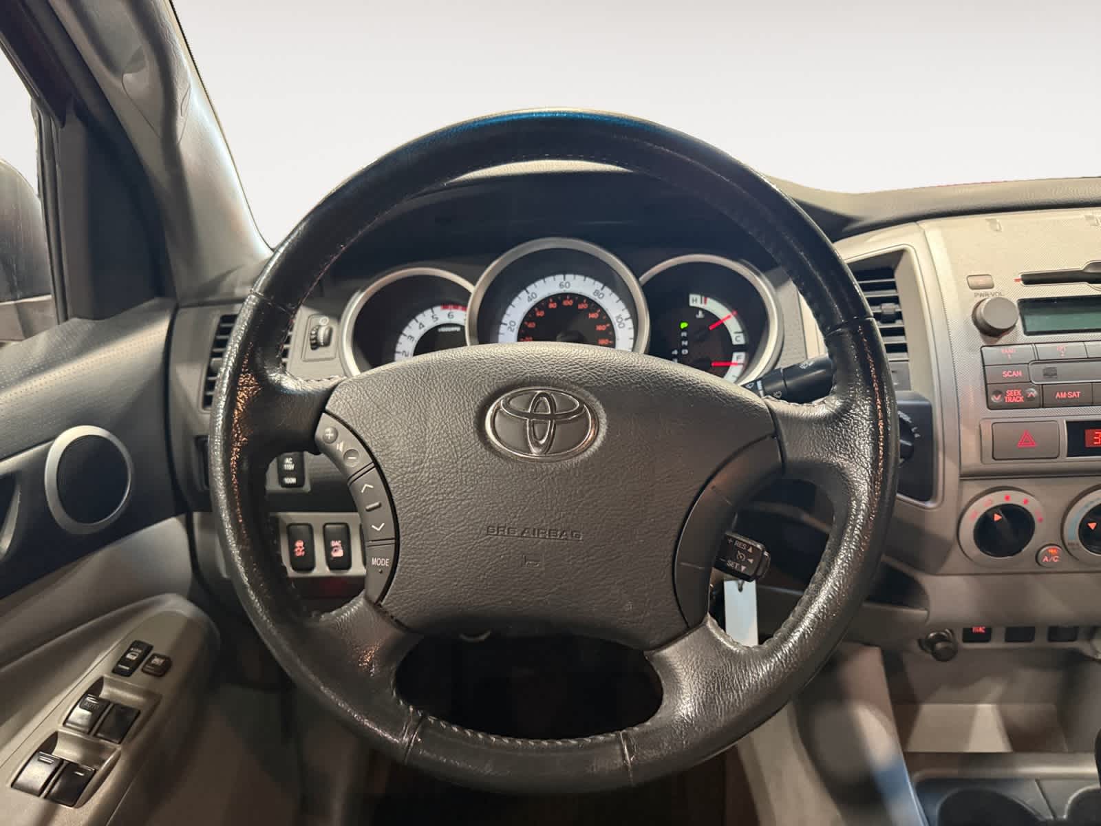 2011 Toyota Tacoma 4WD Double V6 AT (Natl)