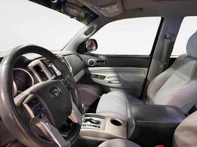 2014 Toyota Tacoma 4WD Double Cab V6 AT (Natl)
