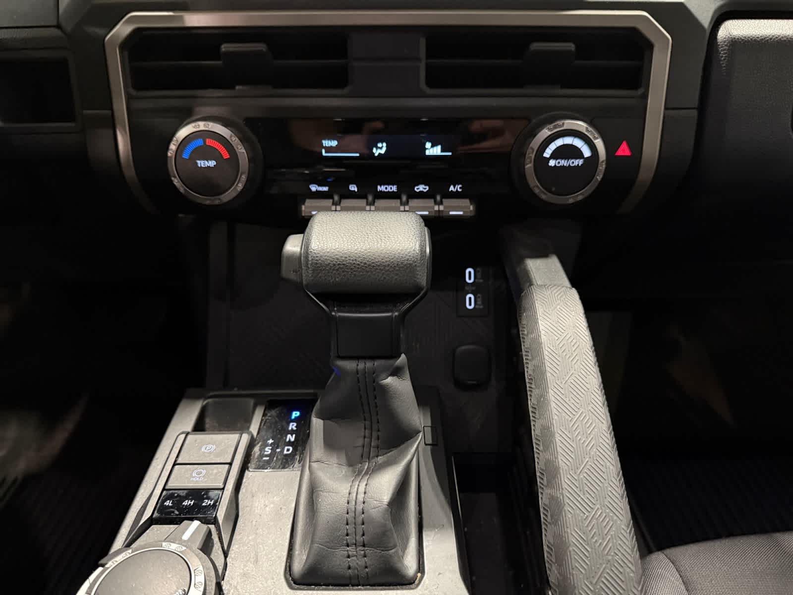 2024 Toyota Tacoma SR