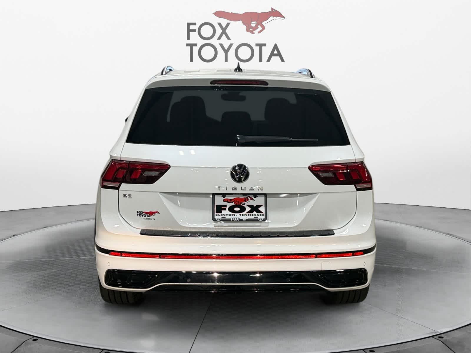 2024 Volkswagen Tiguan SE R-Line Black