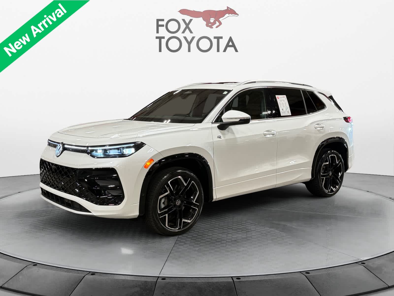 2025 Volkswagen Tiguan SEL R-Line