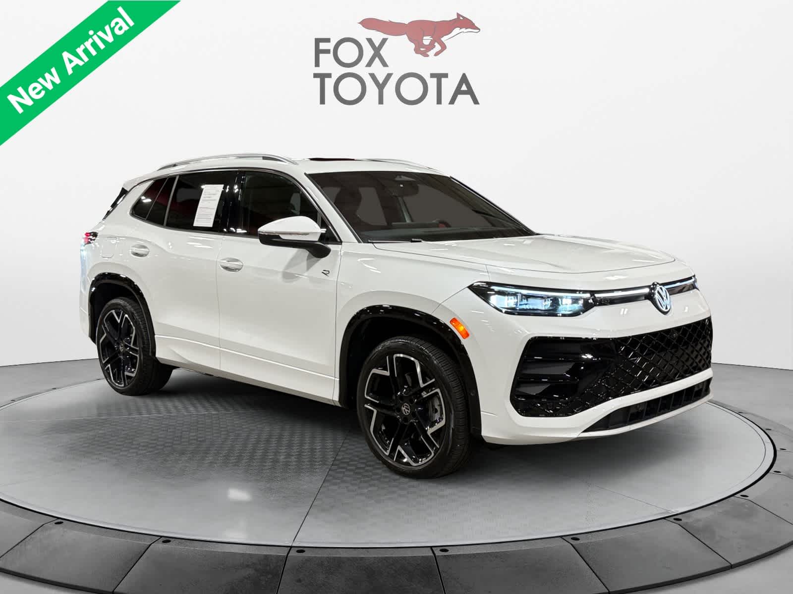 2025 Volkswagen Tiguan SEL R-Line