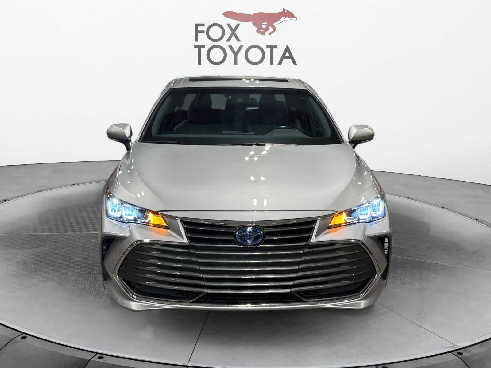 2020 Toyota Avalon Hybrid XLE