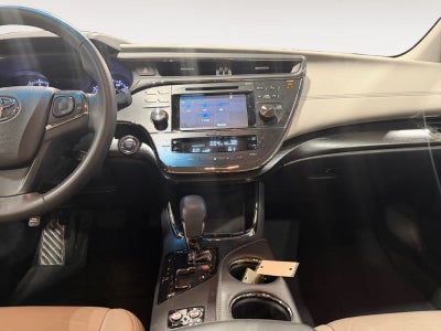2016 Toyota Avalon XLE