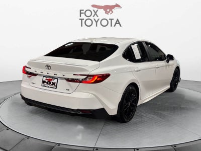 2025 Toyota Camry SE