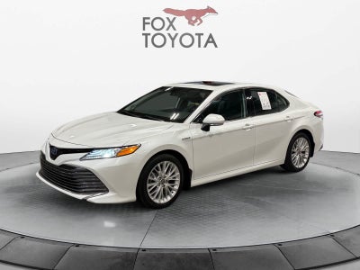 2020 Toyota Camry Hybrid XLE