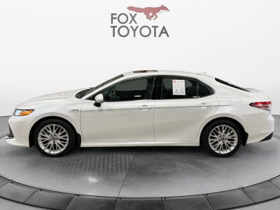 2020 Toyota Camry Hybrid XLE