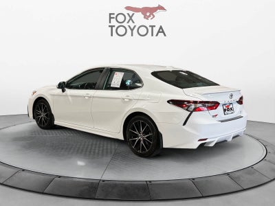 2022 Toyota Camry SE