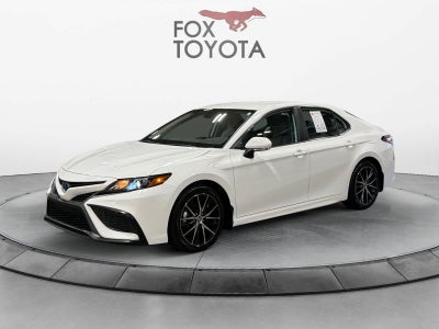 2024 Toyota Camry Hybrid SE