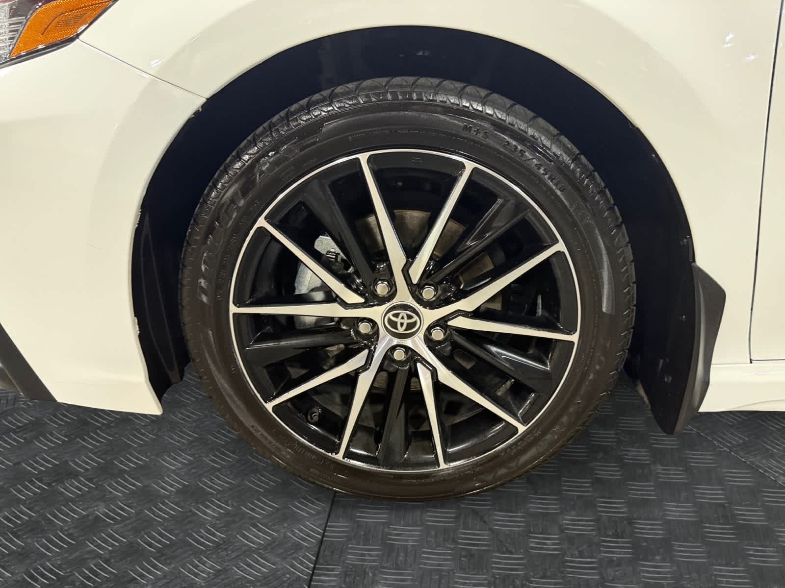 2024 Toyota Camry Hybrid SE