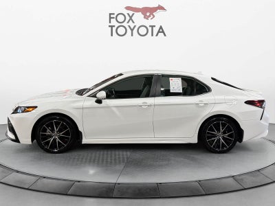 2024 Toyota Camry Hybrid SE