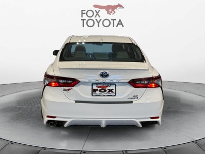 2024 Toyota Camry Hybrid SE