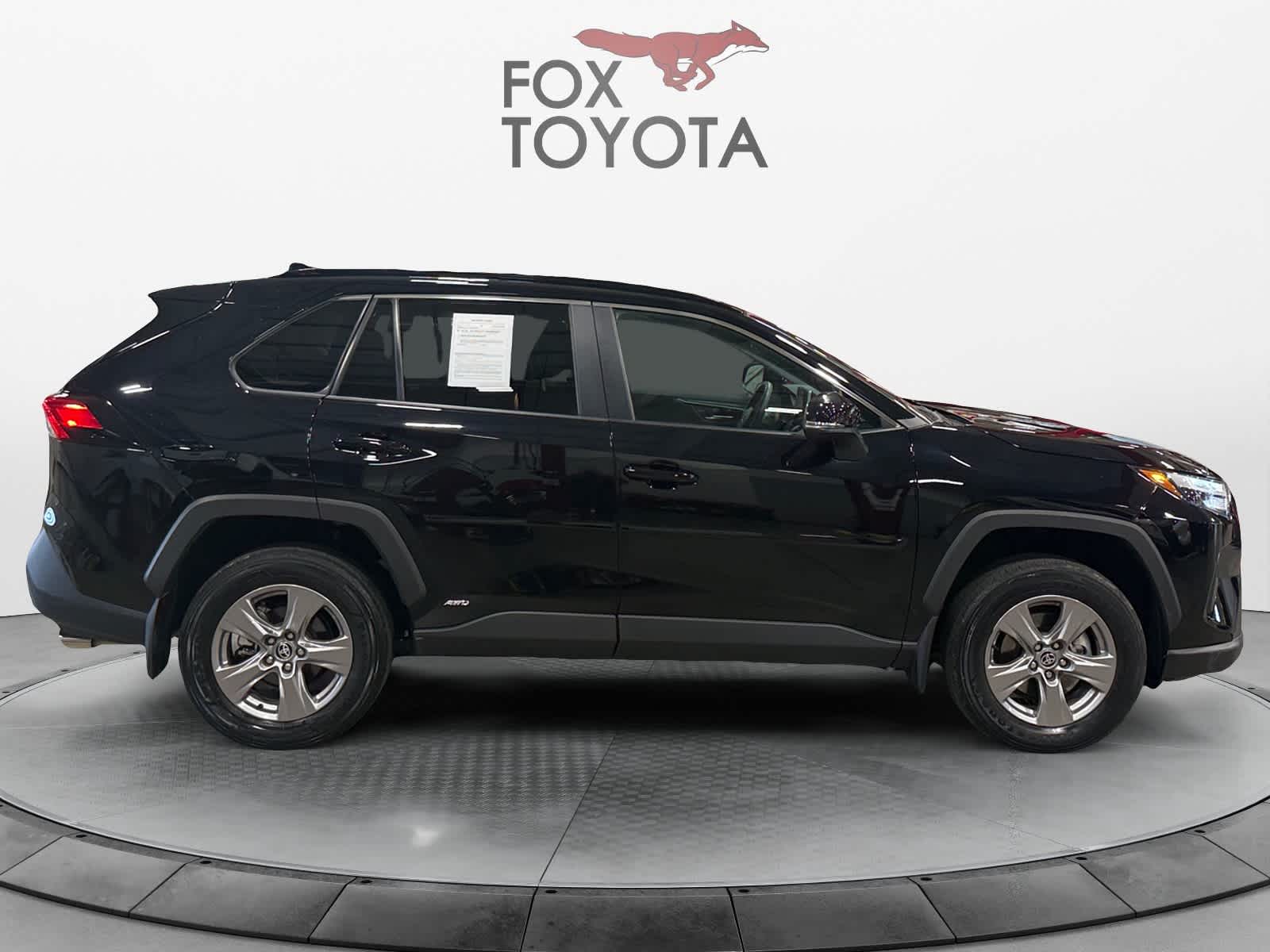 2024 Toyota RAV4 Hybrid XLE
