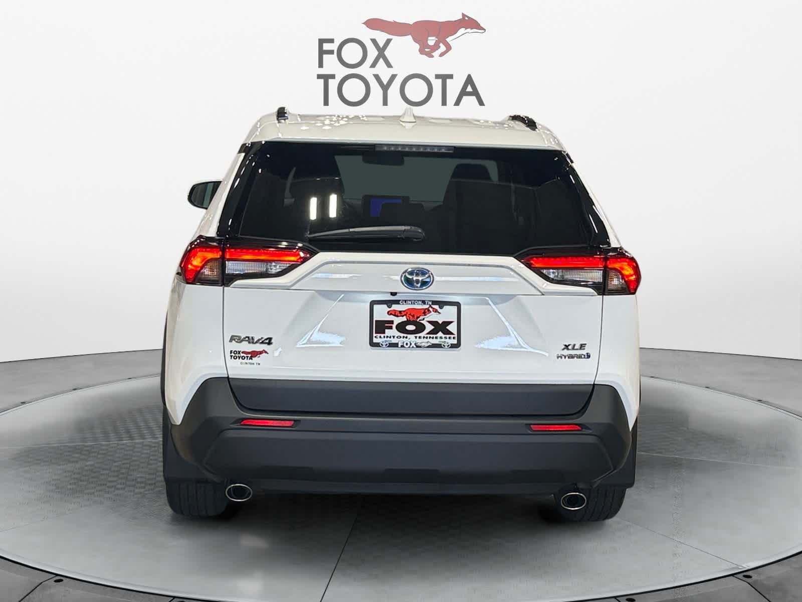 2024 Toyota RAV4 Hybrid XLE