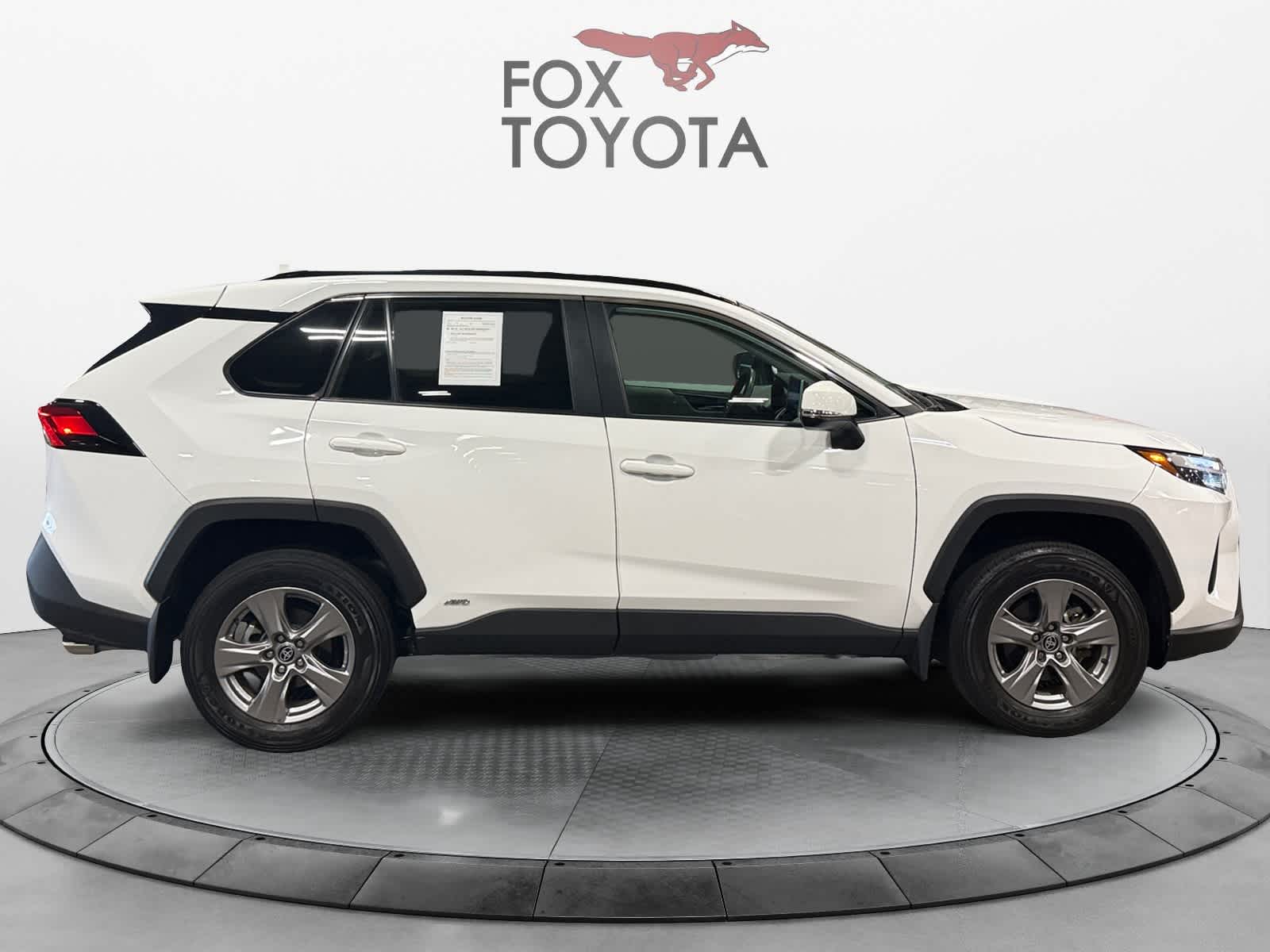 2024 Toyota RAV4 Hybrid XLE
