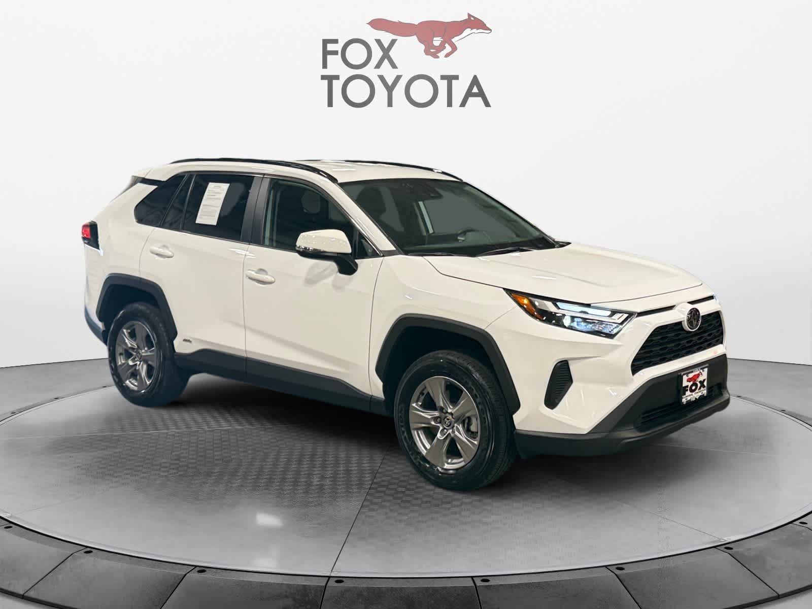 2025 Toyota RAV4 Hybrid XLE