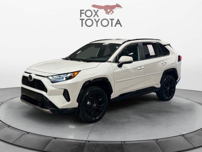 2025 Toyota RAV4 Hybrid SE
