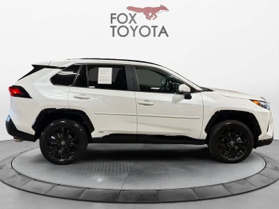 2025 Toyota RAV4 Hybrid SE
