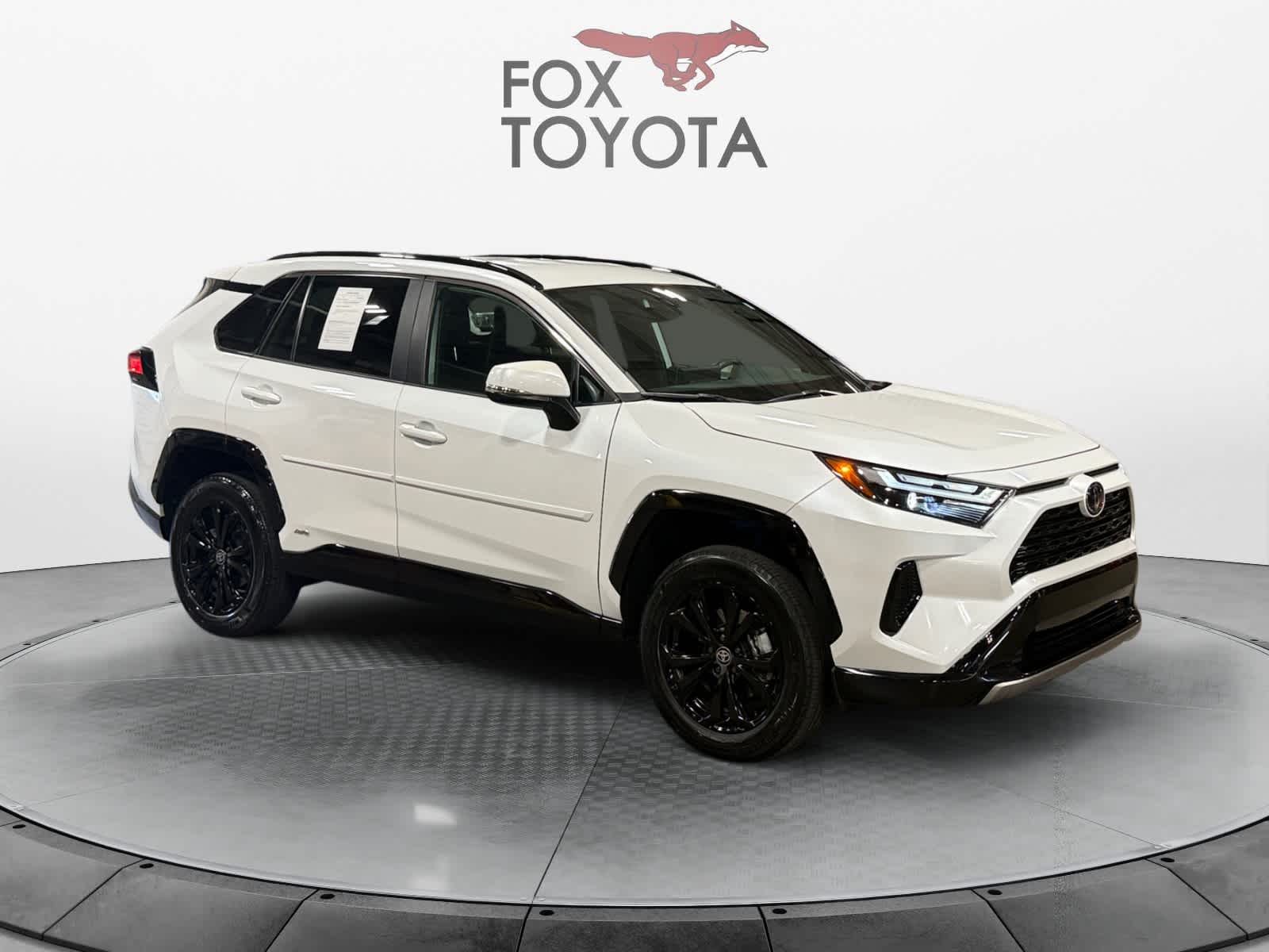 2025 Toyota RAV4 Hybrid SE
