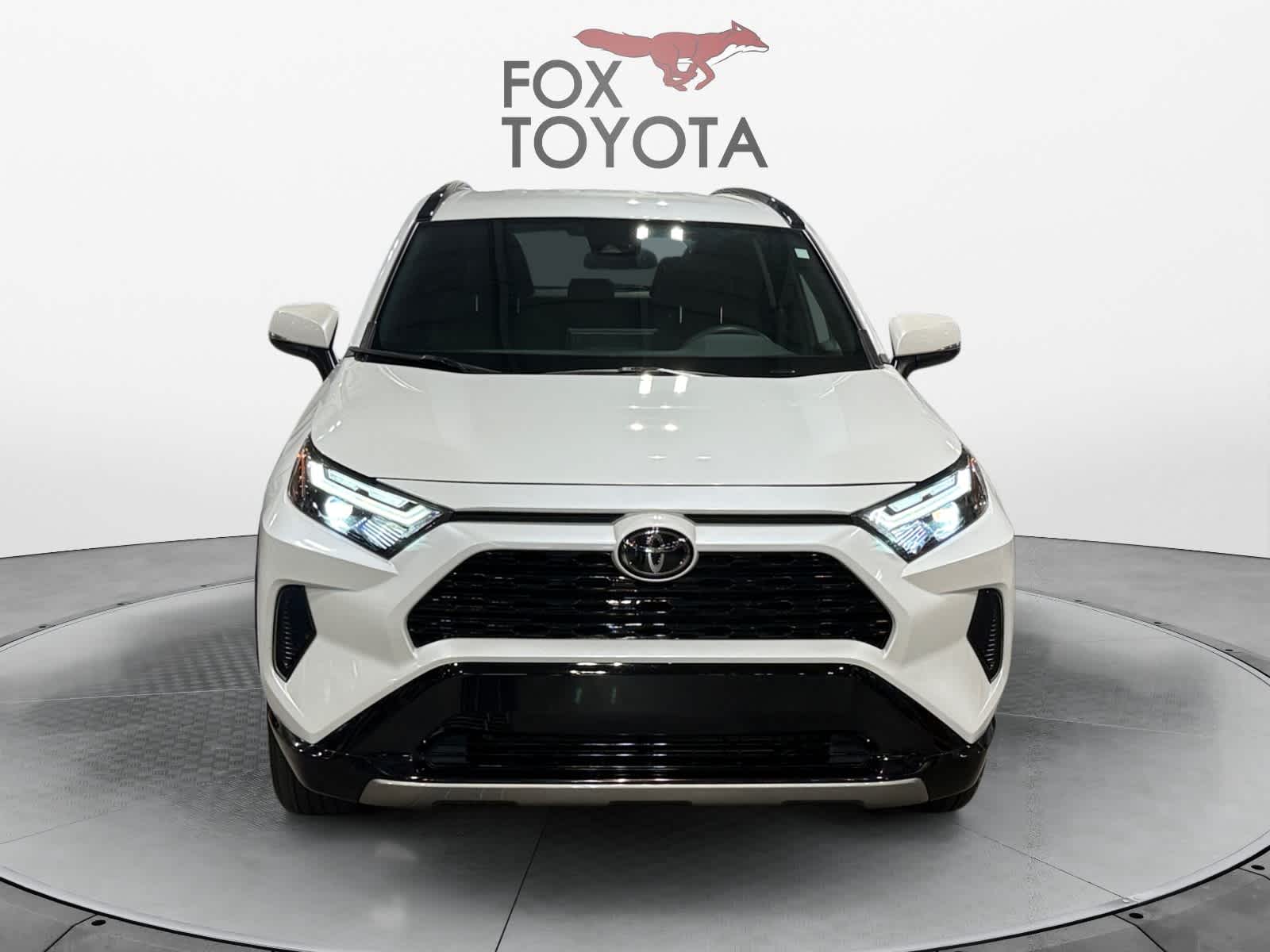2025 Toyota RAV4 Hybrid SE