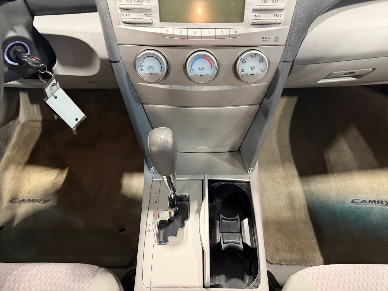 2010 Toyota Camry LE
