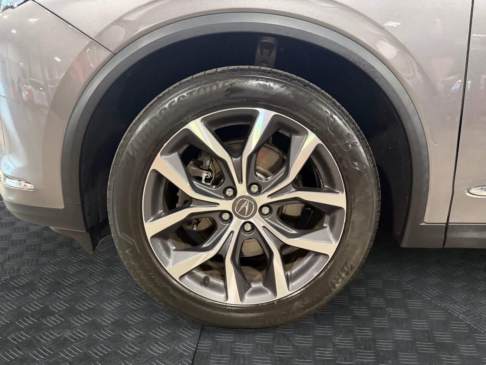 2023 Acura MDX w/Technology Package