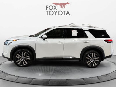 2025 Nissan Pathfinder Platinum