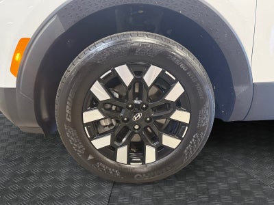 2025 Hyundai Santa Cruz SEL Activity