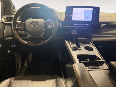 2021 Toyota Sienna XSE