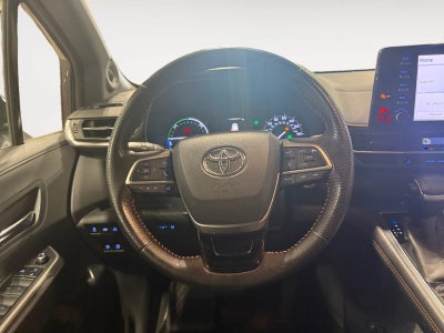 2021 Toyota Sienna XSE