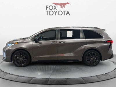 2021 Toyota Sienna XSE