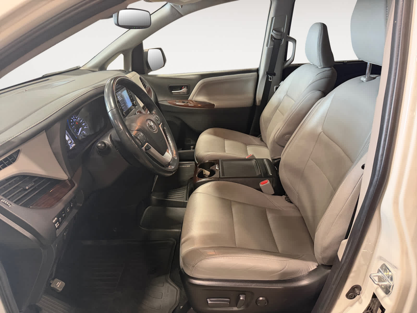 2018 Toyota Sienna Limited Premium