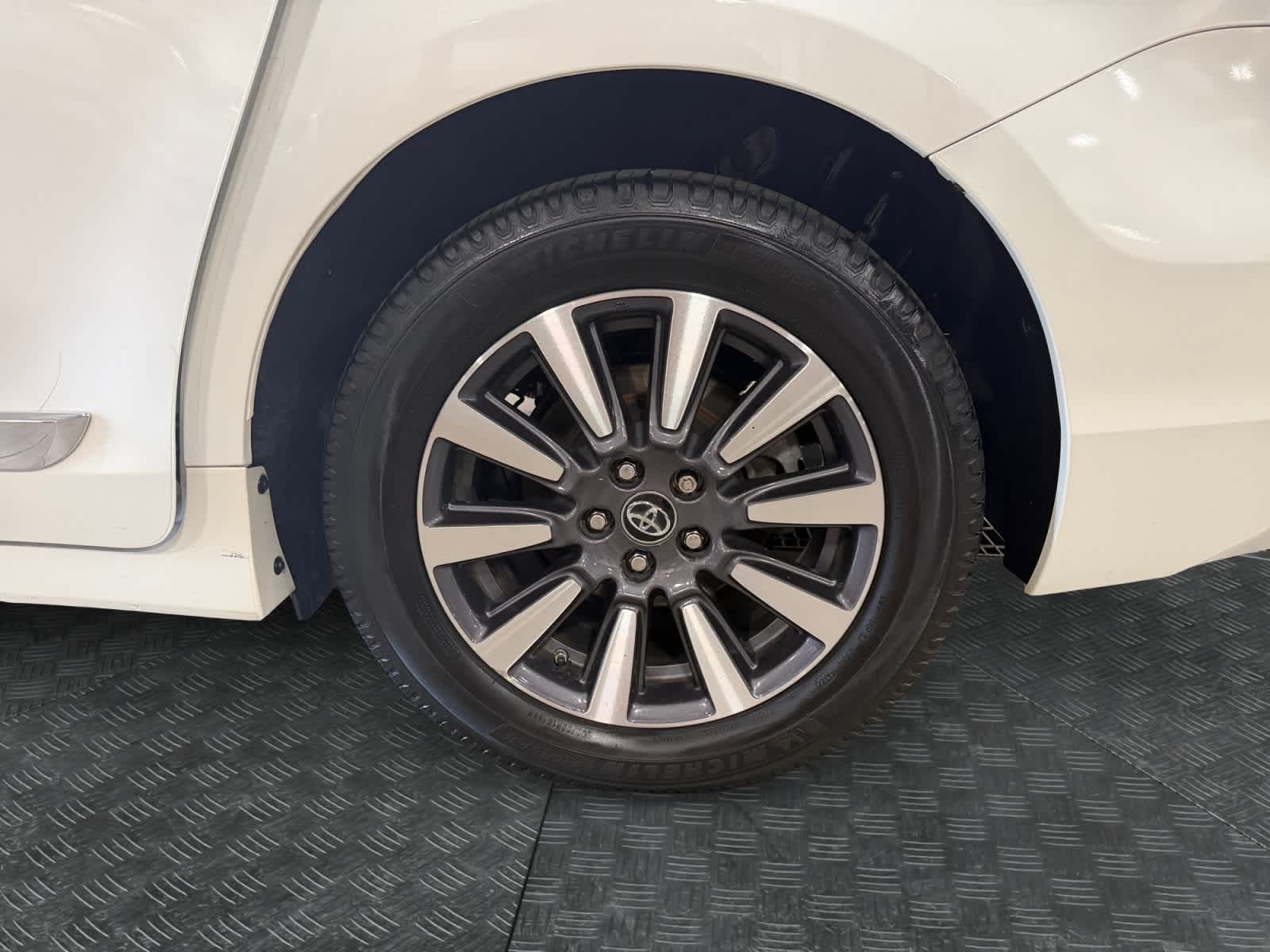 2018 Toyota Sienna Limited Premium