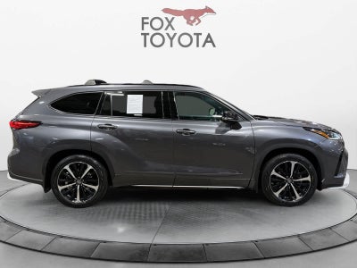 2022 Toyota Highlander XSE