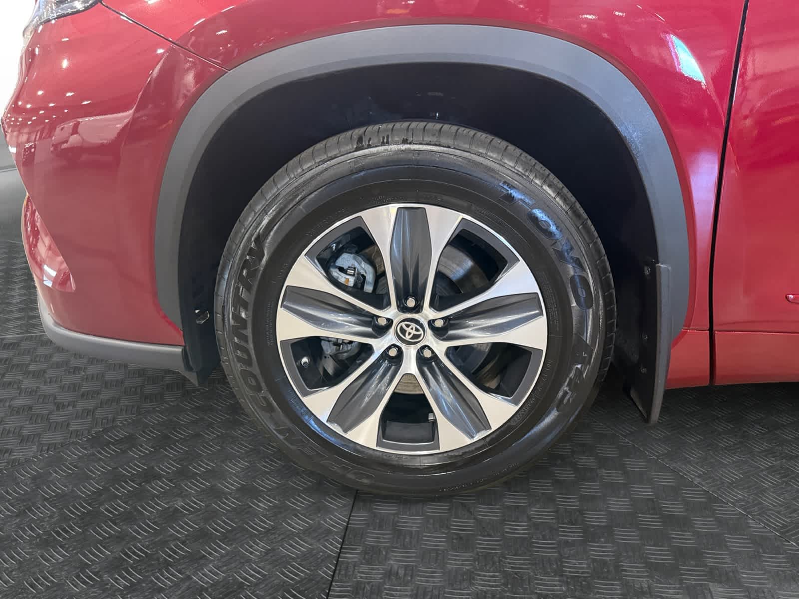 2025 Toyota Highlander XLE